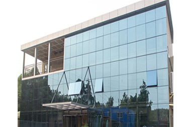 集裝箱做的辦公樓，辦公環境美美的！